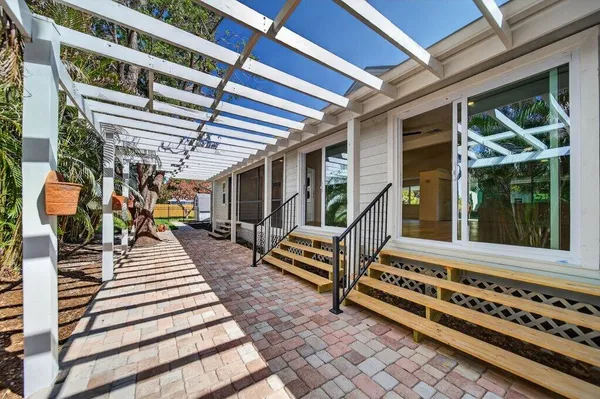 $1,099,000 | 2366 Southeast Country Club Lane, Stuart, FL 34996