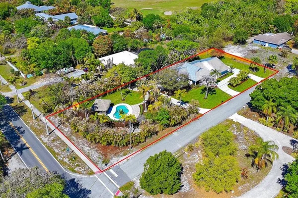$1,099,000 | 2366 Southeast Country Club Lane, Stuart, FL 34996