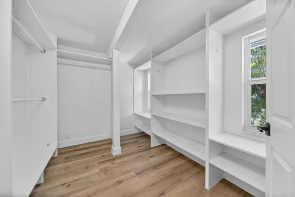 $1,099,000 | 2366 Southeast Country Club Lane, Stuart, FL 34996