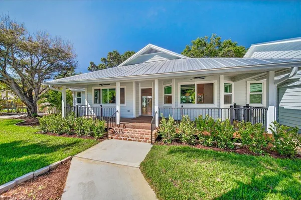$1,099,000 | 2366 Southeast Country Club Lane, Stuart, FL 34996