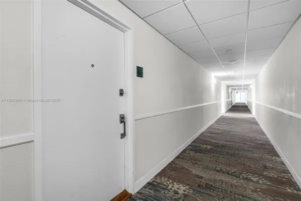 $799,000 | 155 Ocean Ln Drive, Unit 302, Key Biscayne, FL 33149