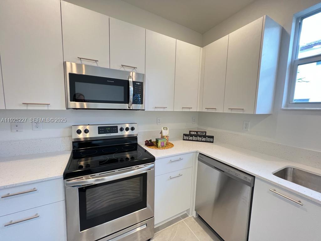 12612 Northwest 23rd Place Miami, FL 33167 - Photo 4 of 27