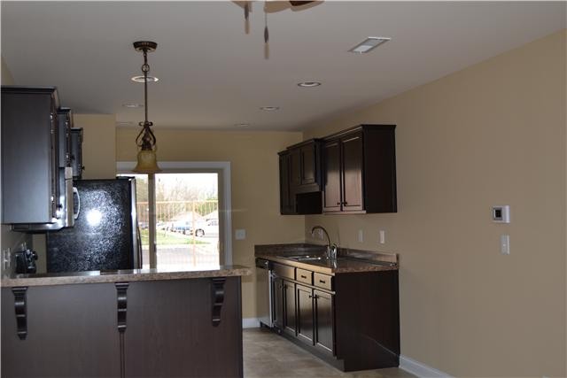 455 Needmore Road, Unit 7 Clarksville, TN 37040 - Photo 2 of 8 Gallery Image 2