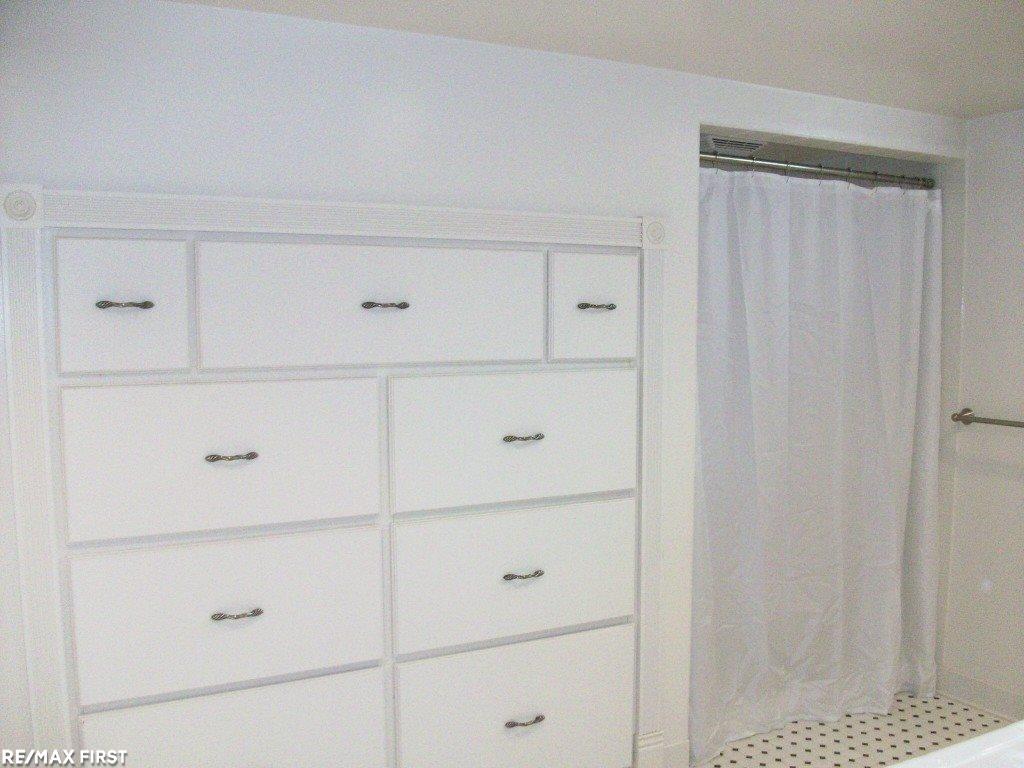 281 Reitman Court Rochester, MI 48307 - Photo 14 of 16