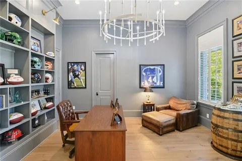 $3,000,000 | 116 Brockenbraugh Court, Metairie, LA 70005