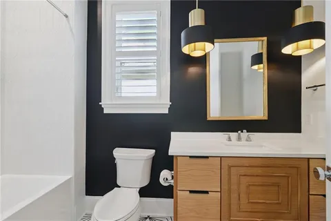 $3,000,000 | 116 Brockenbraugh Court, Metairie, LA 70005