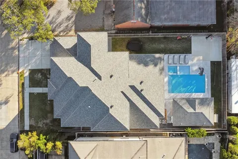 $3,000,000 | 116 Brockenbraugh Court, Metairie, LA 70005