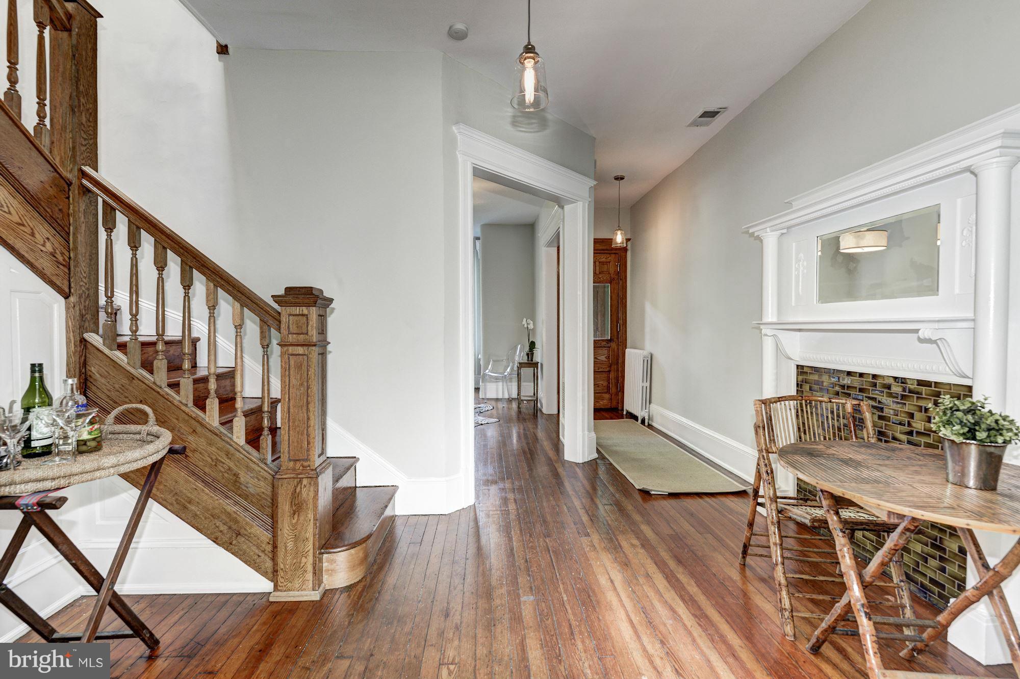 146 U Street Northwest Washington, DC 20001 - Photo 14 of 30 Beautiful staircase