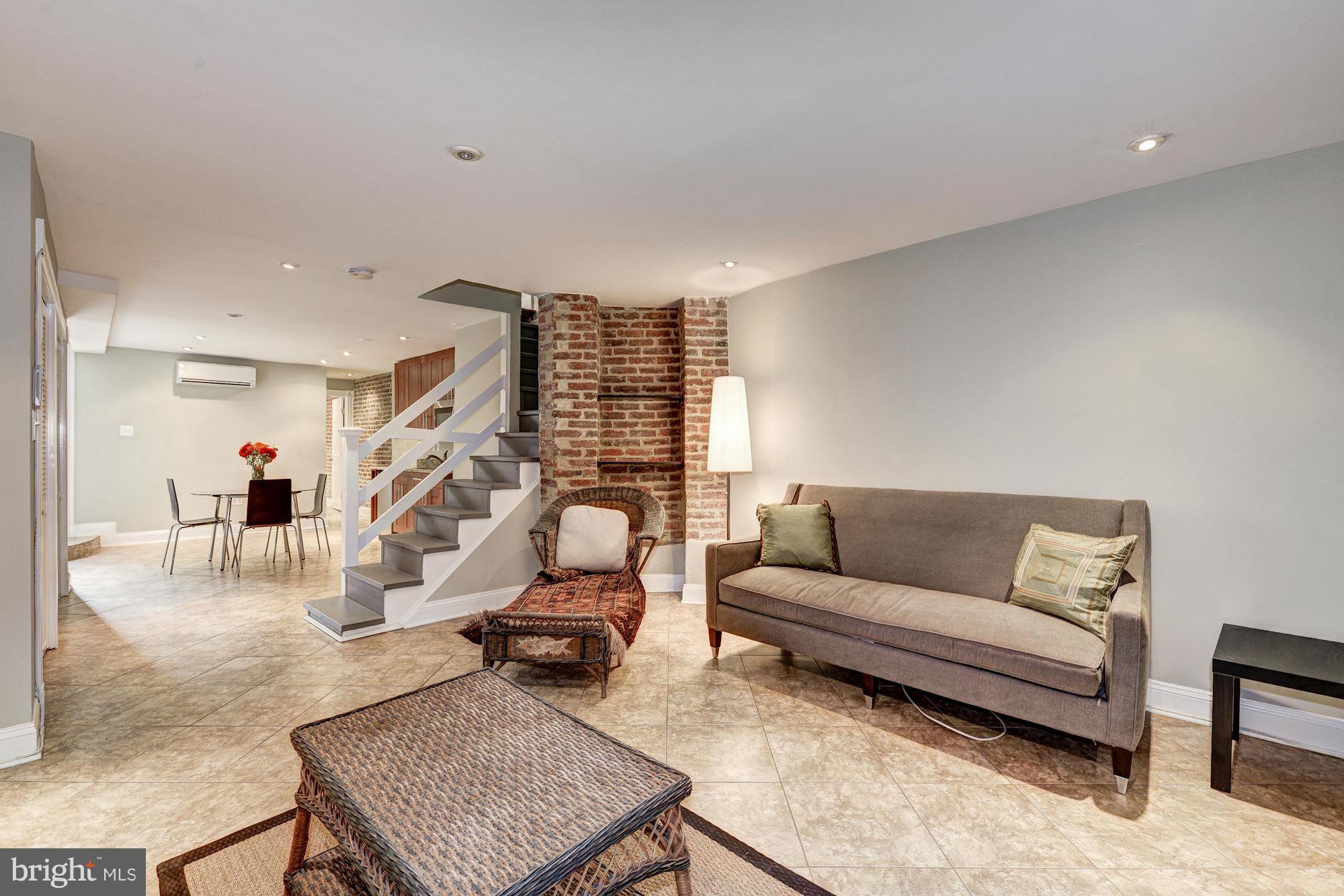 146 U Street Northwest Washington, DC 20001 - Photo 23 of 30 There is room for a party or guests