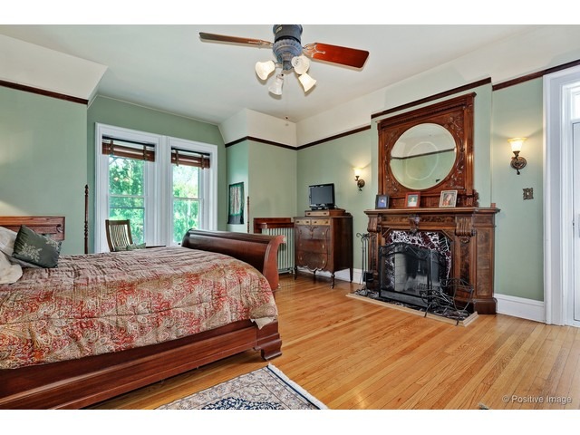 154 Bartram Road Riverside, IL 60546 - Photo 10 of 25