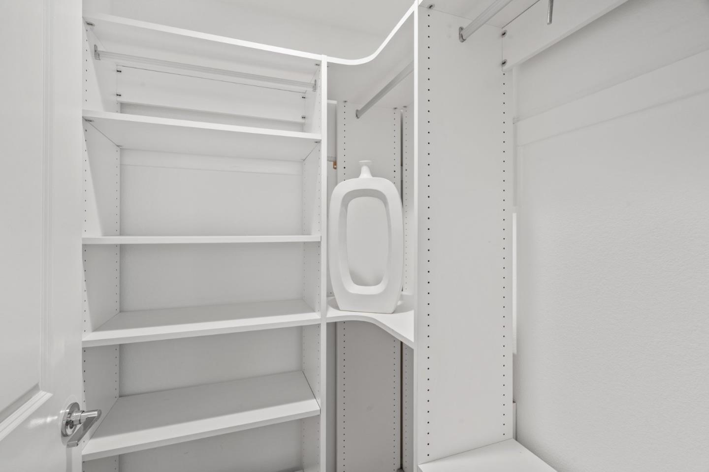 3410 Pyramid Way Mountain View, CA 94043 - Photo 22 of 55