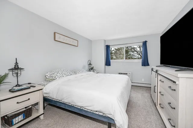 $299,900 | 210 Brook Village Road, Unit 38, Nashua, NH 03062