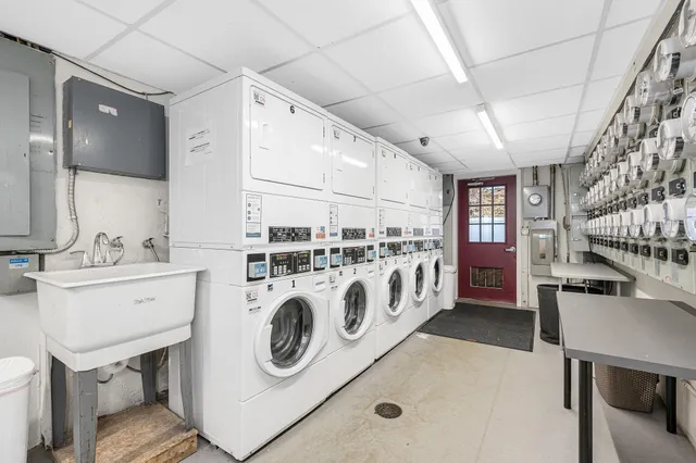 $299,900 | 210 Brook Village Road, Unit 38, Nashua, NH 03062