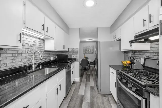 $299,900 | 210 Brook Village Road, Unit 38, Nashua, NH 03062