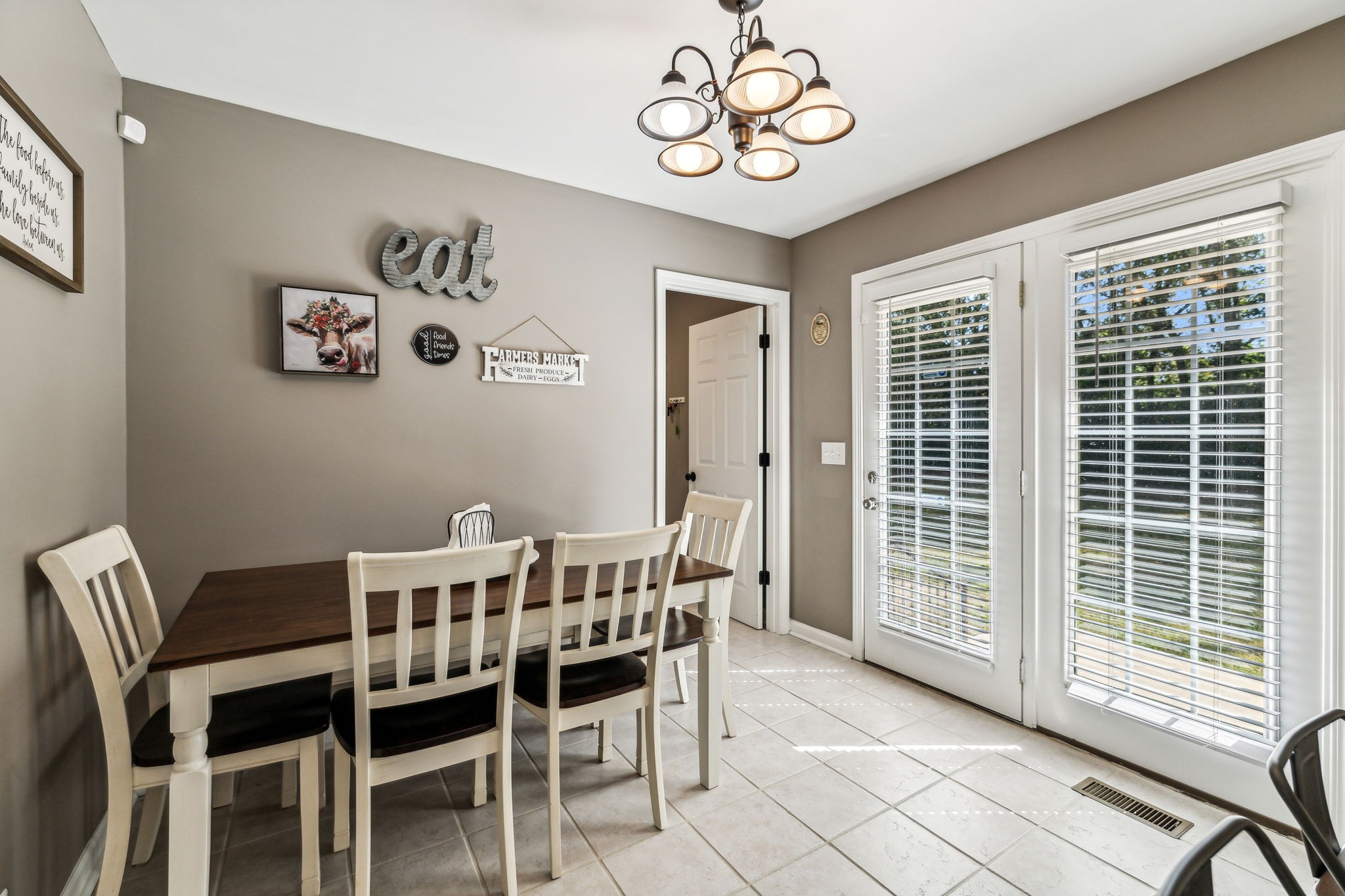 113 Johnny Ruth Court Murfreesboro, TN 37127 - Photo 14 of 39 Gallery Image 14