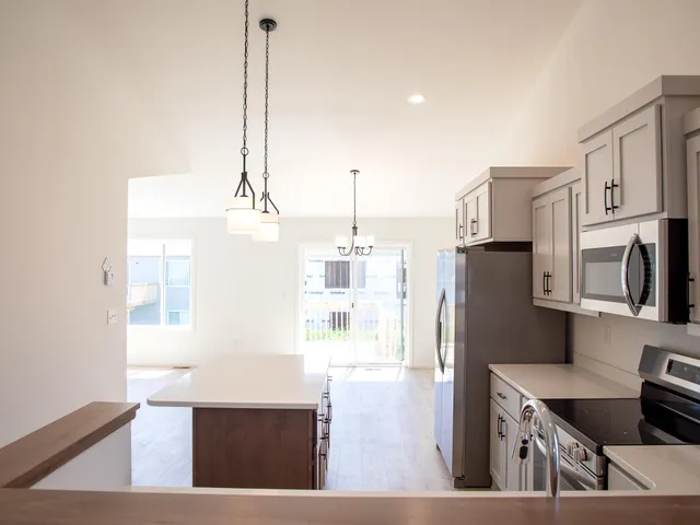 $383,323 | 1482 66th Avenue South, Fargo, ND 58104