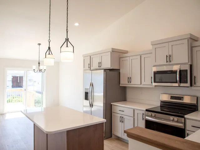 $383,323 | 1482 66th Avenue South, Fargo, ND 58104