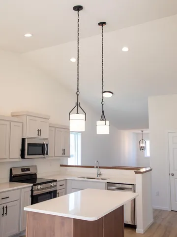 $383,323 | 1482 66th Avenue South, Fargo, ND 58104