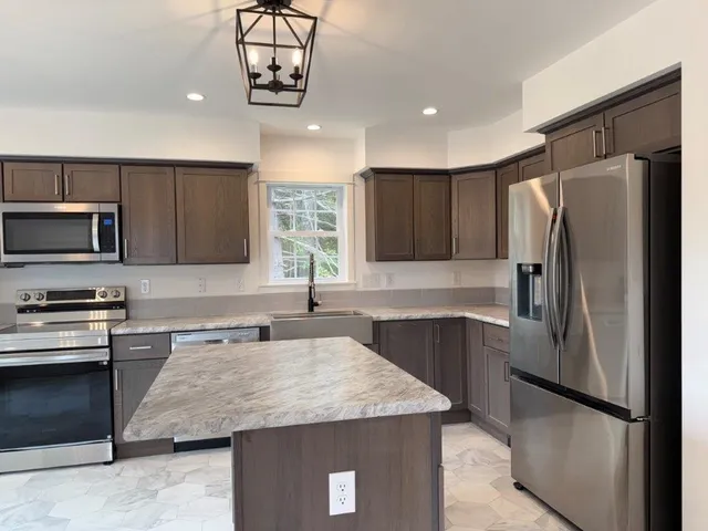 $545,000 | 9 Dove Lane, Canaan, NH 03741