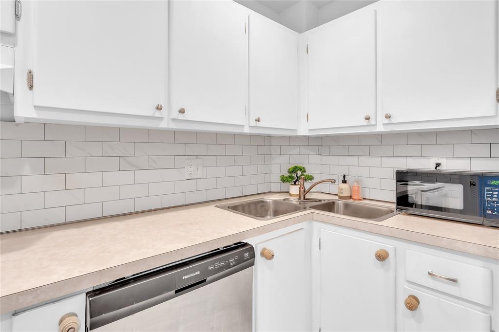 1950 North Andrews Avenue, Unit 210D Wilton Manors, FL 33305 - Photo 27 of 52