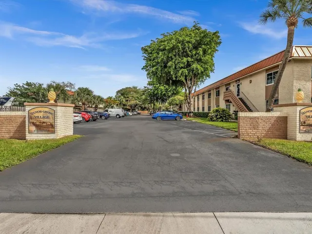 $145,000 | 1950 North Andrews Avenue, Unit 210D, Wilton Manors, FL 33305