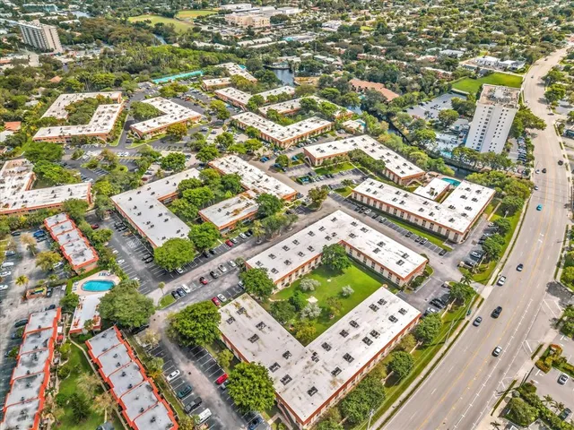 $145,000 | 1950 North Andrews Avenue, Unit 210D, Wilton Manors, FL 33305