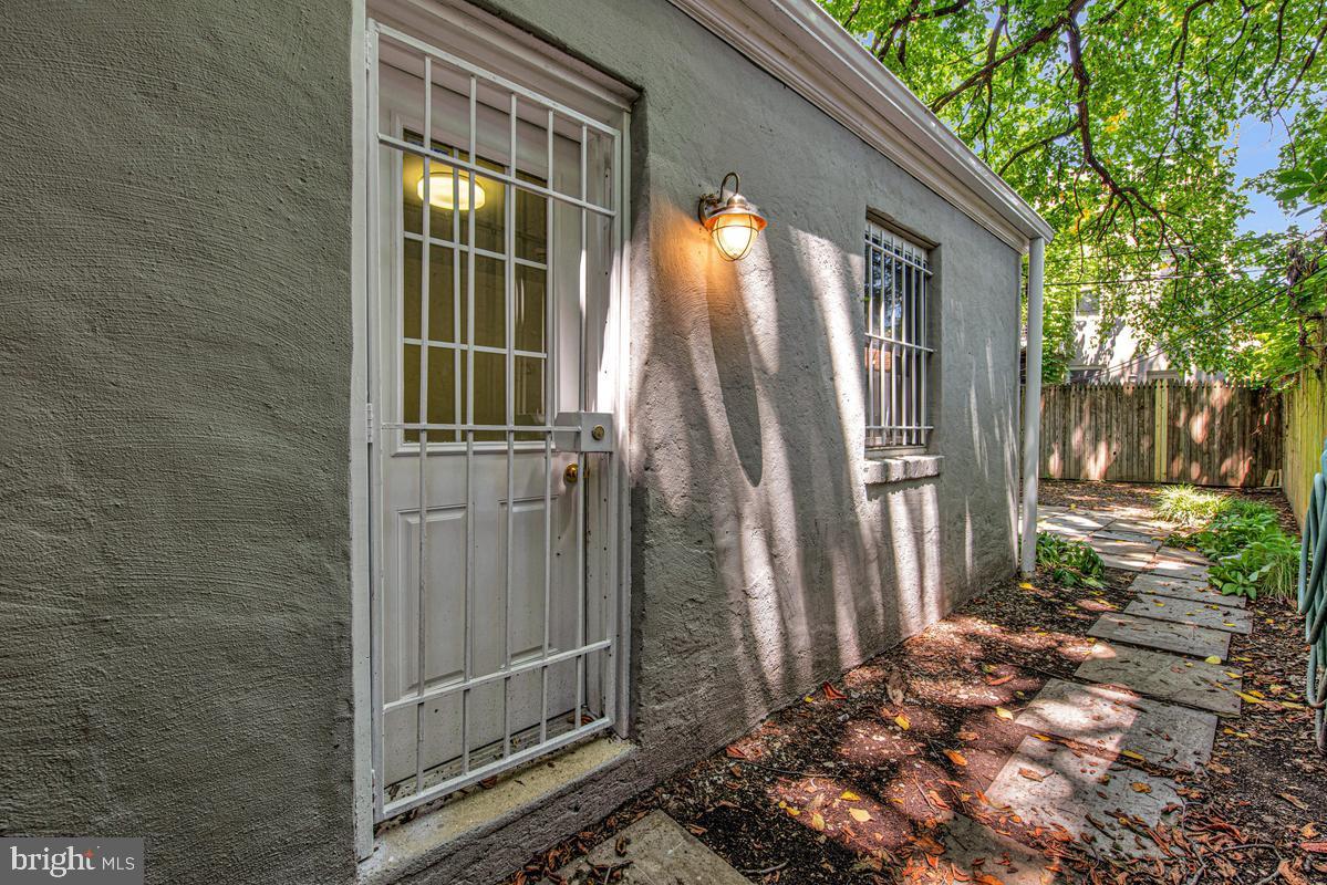 1233 4th Street Northwest Washington, DC 20001 - Photo 27 of 31