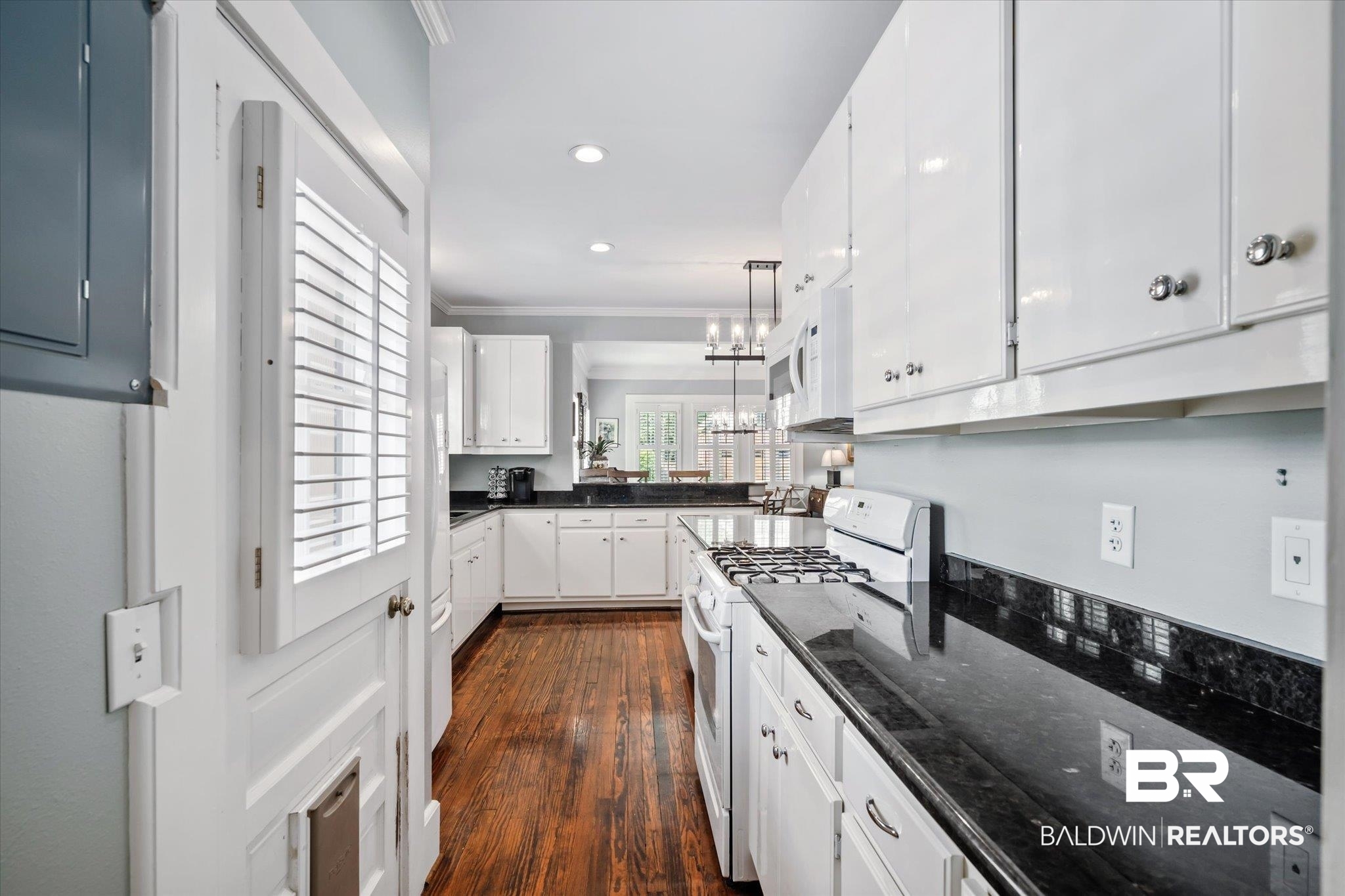 204 Dilston Street Mobile, AL 36608 - Photo 13 of 31 Kitchen