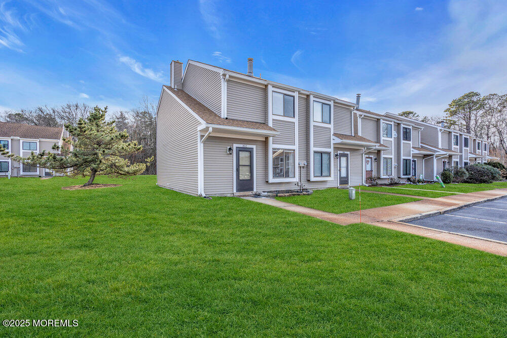 802 Sandra Place Brick, NJ 08724 - Photo 6 of 35 006_dsc02885-1_743