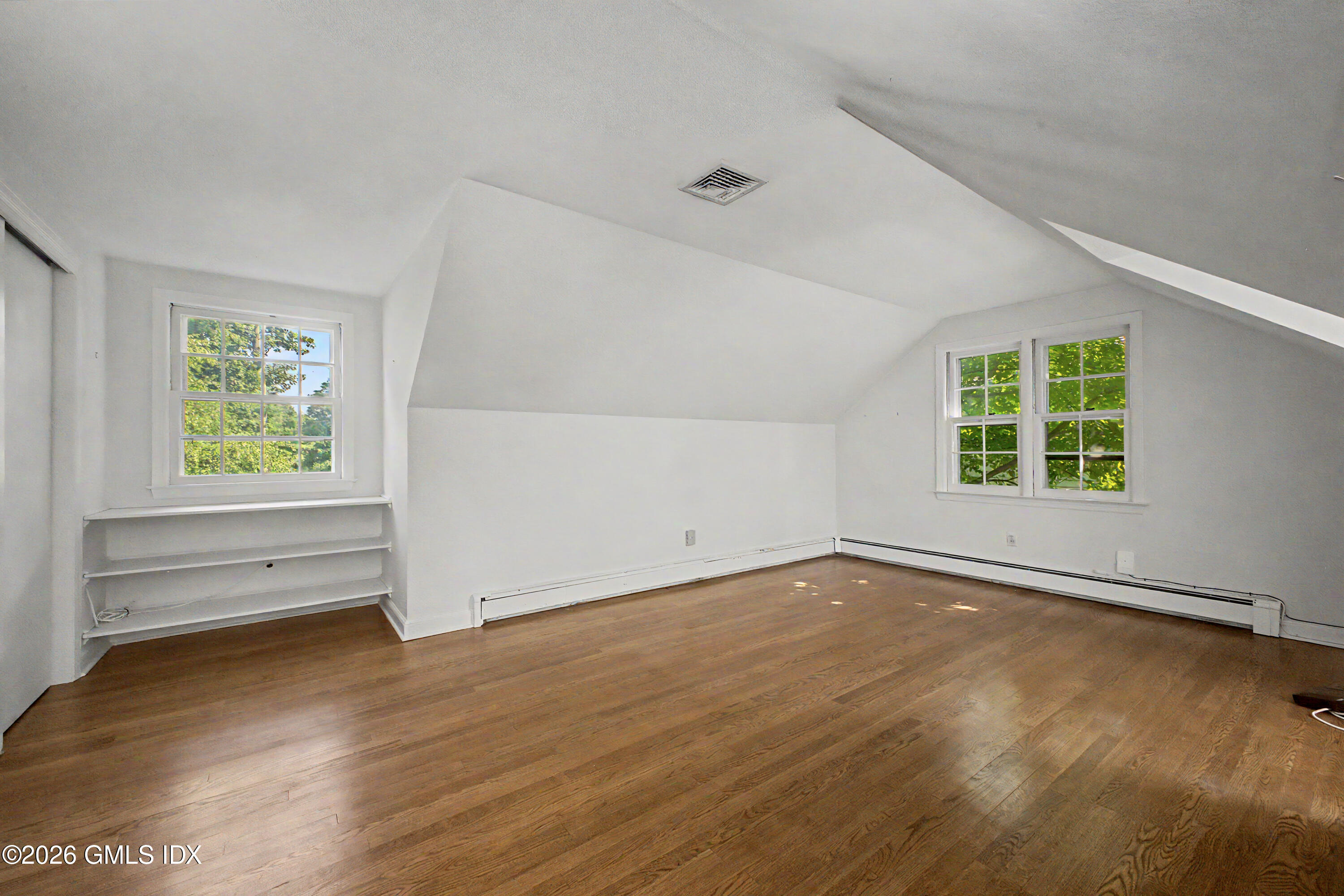5 Bayside Terrace Riverside, CT 06878 - Photo 18 of 24 37