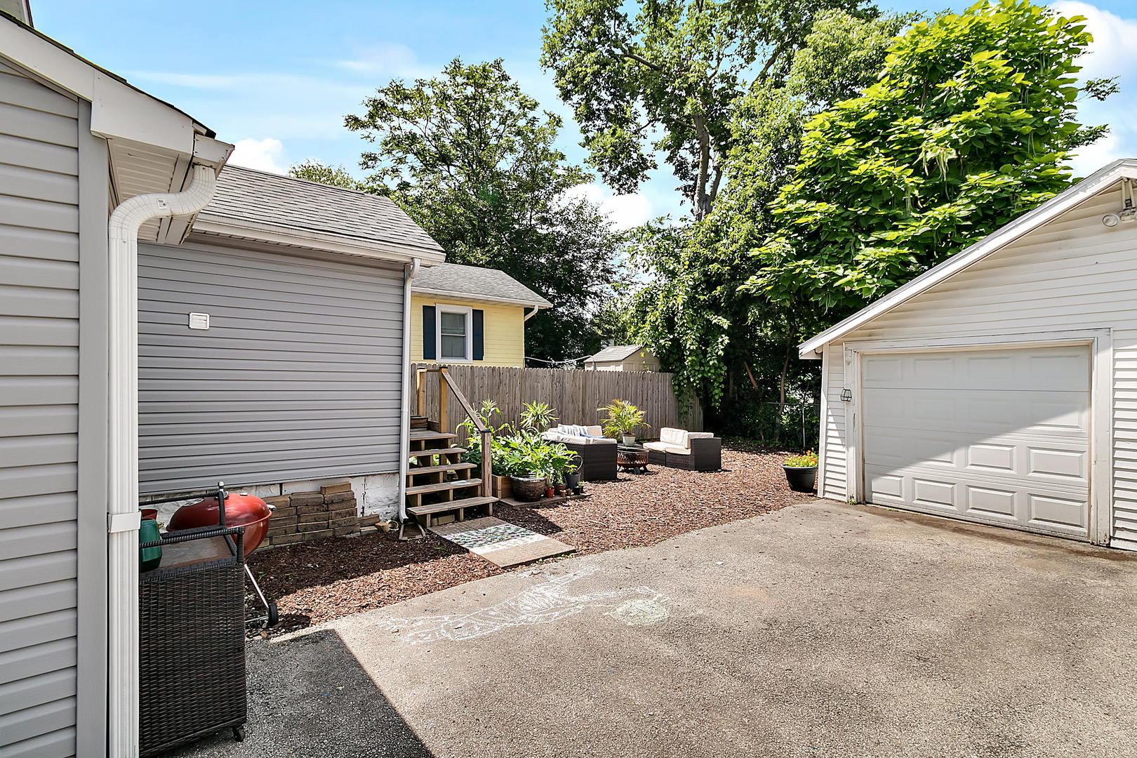 915 Madison Street Lockport, IL 60441 - Photo 16 of 17