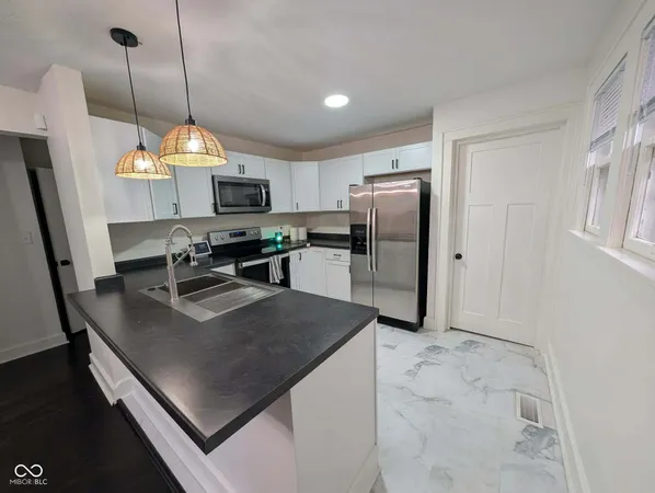 $185,999 | 1338 South 20th Street, Terre Haute, IN 47803