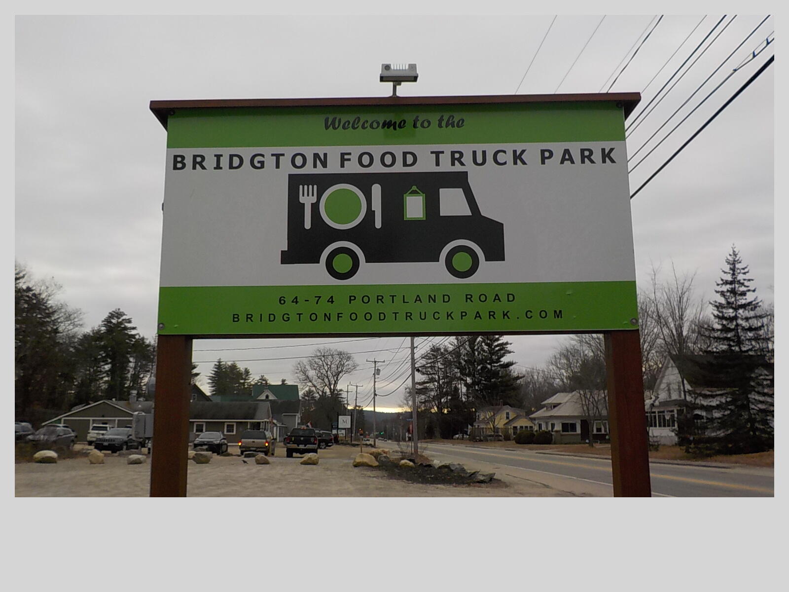 Food Truck Court Sign