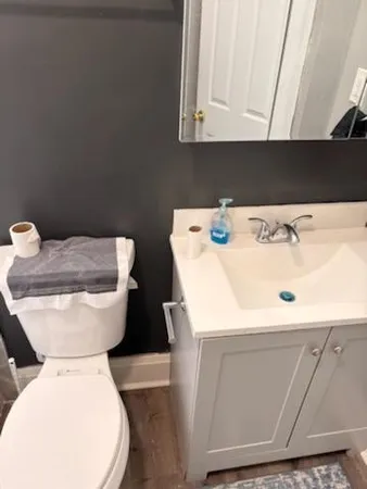 $1,100 | 10501 South Corliss Avenue, Unit 1, Chicago, IL 60628