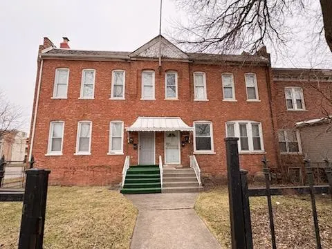 $1,100 | 10501 South Corliss Avenue, Unit 1, Chicago, IL 60628