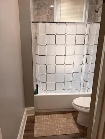 $1,100 | 10501 South Corliss Avenue, Unit 1, Chicago, IL 60628