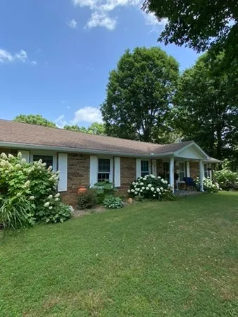 $265,000 | 1390 Dogwood Drive, Erin, TN 37061
