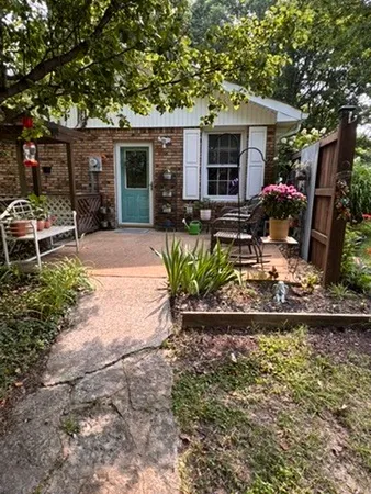 $265,000 | 1390 Dogwood Drive, Erin, TN 37061