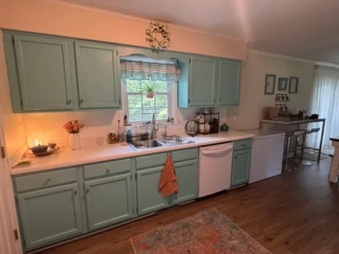 $265,000 | 1390 Dogwood Drive, Erin, TN 37061