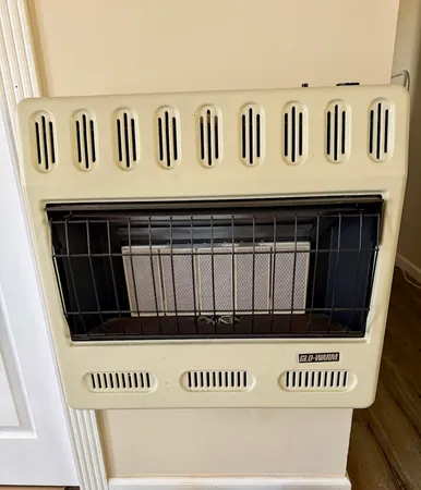 $265,000 | 1390 Dogwood Drive, Erin, TN 37061