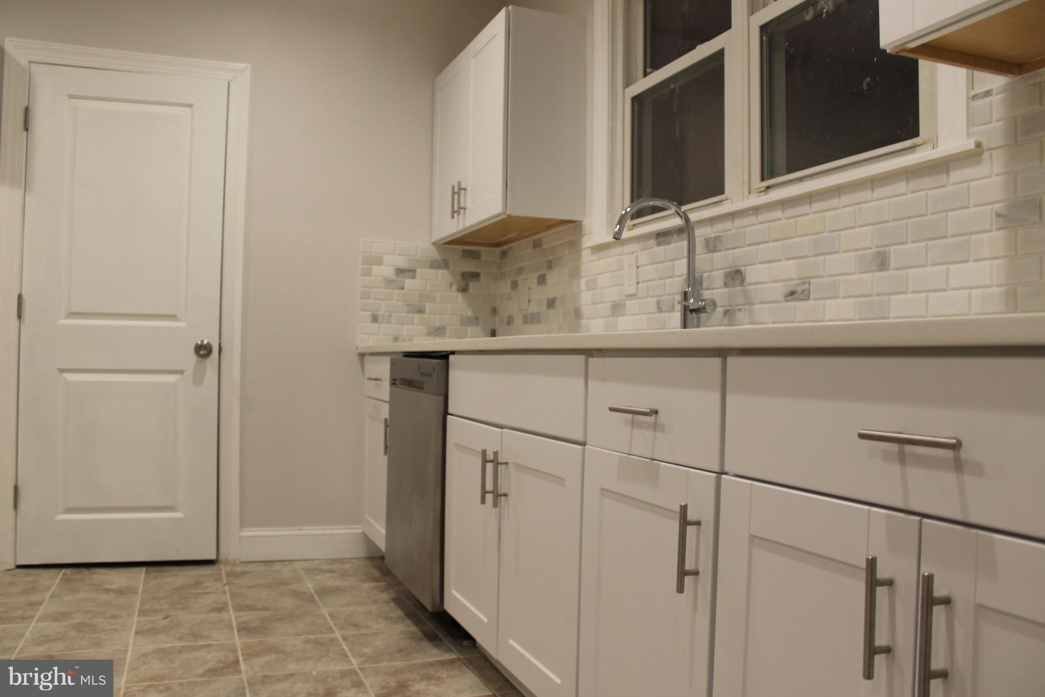 429 Holly Road Lansdowne, PA 19050 - Photo 1 of 4 Kitchen