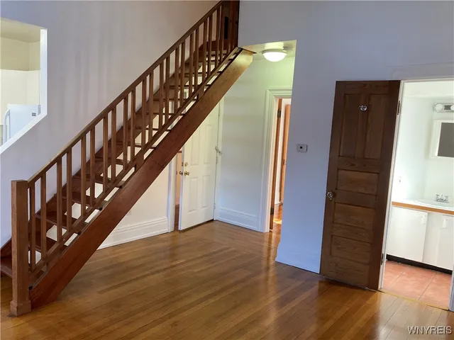 $1,400 | 451 Franklin Street, Unit 2, Buffalo, NY 14202