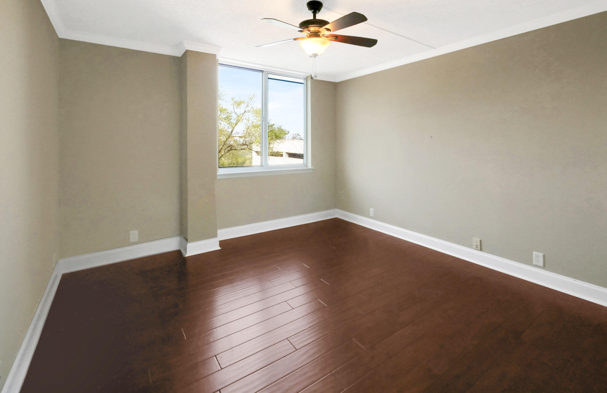1131 Stringers Ridge Road, Unit 3J Chattanooga, TN 37405 - Photo 13 of 29 3rd bedroom