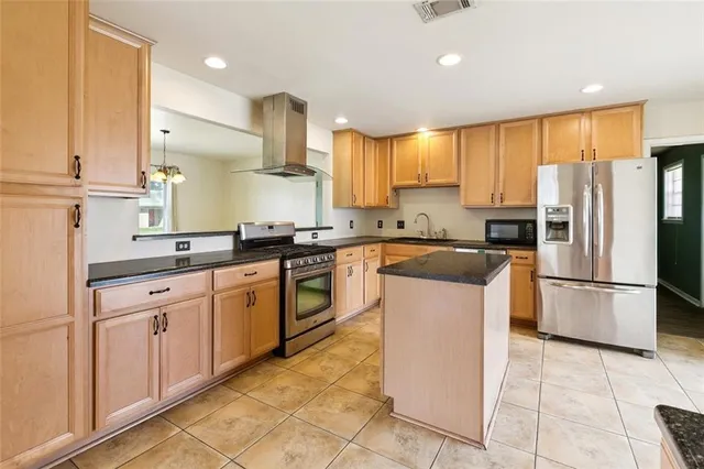 $297,500 | 1901 Eisenhower Avenue, Metairie, LA 70003