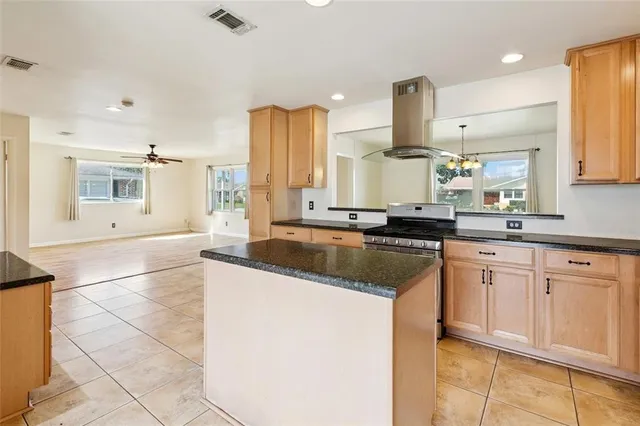 $297,500 | 1901 Eisenhower Avenue, Metairie, LA 70003