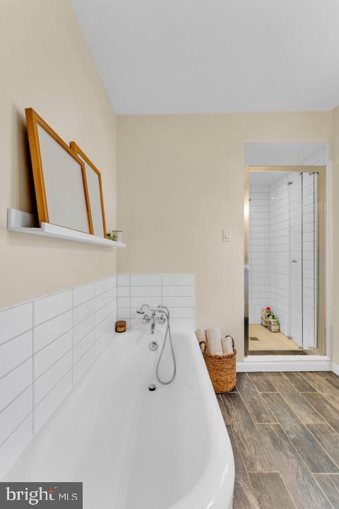 2300 Crest Road Baltimore, MD 21209 - Photo 27 of 46