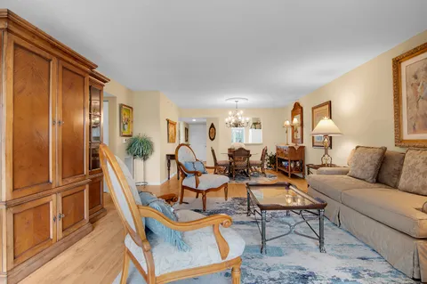 $274,900 | 5749 Gemstone Court, Unit 403, Boynton Beach, FL 33437