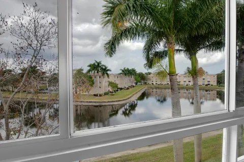 $274,900 | 5749 Gemstone Court, Unit 403, Boynton Beach, FL 33437