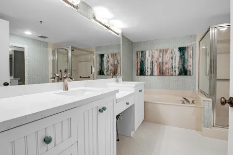 $274,900 | 5749 Gemstone Court, Unit 403, Boynton Beach, FL 33437