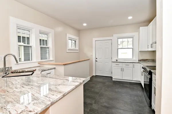 $1,850 | 3928 North Kenwood Avenue, Indianapolis, IN 46208